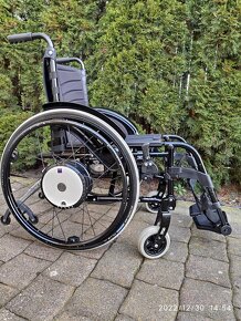 invalidny vozik 44cm +pridávne el, kolesa E Motion - 2