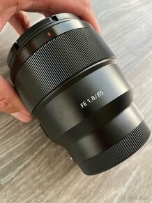 Sony FE f1.8 85mm - 2