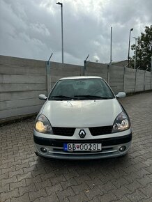 Renault Clio 1.5 dci 5dver - 2