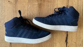 Pánske tenisky Adidas č. 44, UK10 - 2