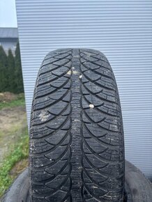 Pneumatiky 195/65R15 zimné - 2