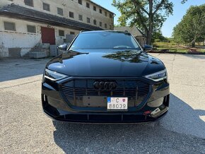 Audi E-tron 55 Advanced quattro 408k 15000km odpočet DPH - 2