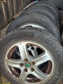 185/60 R 15 - 2