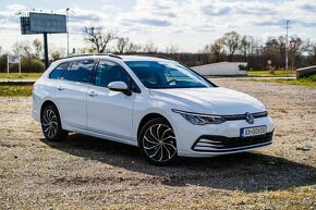 Volkswagen Golf VIII Variant 1,5 TSI v Záruke - 2