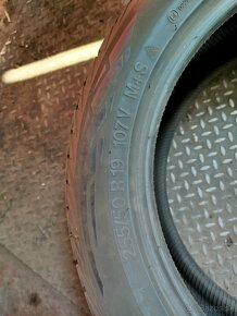 Vredestein 225/50 R19 107 V - 2