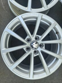 5X112 R17 DISKY AUDI-KOVANE 7,5J ET36 - 2