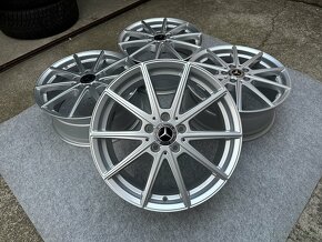 MERCEDES 5X112 R18 7,5J ET52,5 - 2