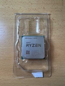 Procesor AMD Ryzen 7 3800x - 2