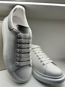 Alexander McQueen vel.44 - 2