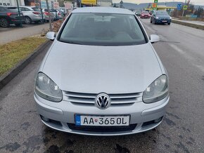 Volkswagen Golf 1.6 FSI Comfortline - 2