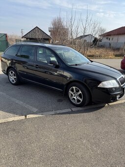 Škoda Octavia 2 combi RS - 2