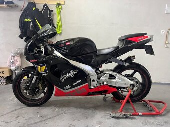 Aprilia RSV Mille 1000 - 2