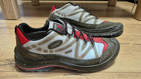 Stadler Outdoor a Salomon XT Reckon GTX - 2