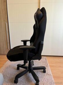 Predám hráčske kreslo DXRacer, ako nové - 2