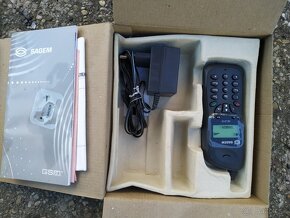 Predám mobil SAGEM RC 815 pre zberateľov. - 2