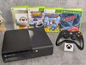 Xbox 360 E, 1 ovládač, hry Minecraft, Sonic, Autá 2 a pong - 2