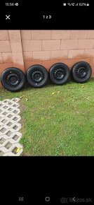 Predam zimne pneu Laufenn 195/65 r15 + plechove disky - 2