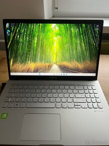 Asus notebook - 2