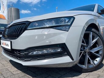 Škoda Superb Combi 2.0 TDI DSG Sportline - 2