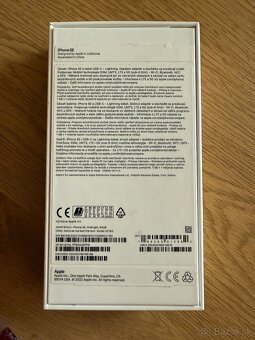 Predám iPhone SE 2022 / 64GB čierné - 2