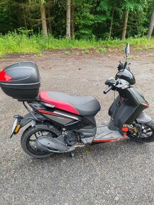 Aprilia sr 125 motard - 2