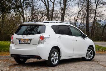 Toyota Verso 1.6 I D-4D Style - 2