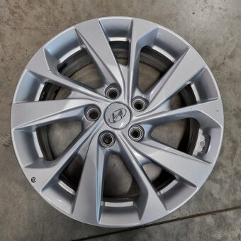 Hyundai disky 5x114.3 R17 7.0J ET51 - 2