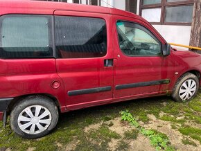 Predám náhradné diely na Citroën berlingo  - partner - 2