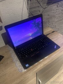 Lenovo thikpad Edge e530c - 2