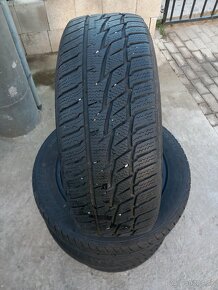 Zimne pneumatiky 205/55R16 - 2