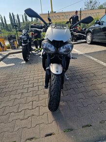 Triumph Street Triple 765 R r.v.: 2020 prvý majiteľ - 2