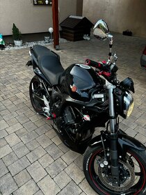 predam Yamaha FZ6 - 2