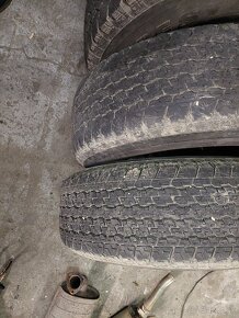 Predám pneu 255/70R15 - 2