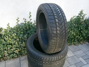 Predám 4x zimné pneu Dunlop 215/55 R18 99VXL - 2