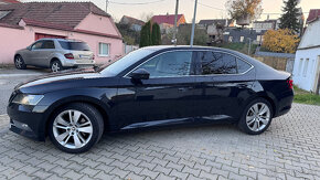 Škoda Superb 2.0 TDI Style DSG EU6 - 2