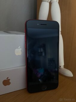 iPhone SE 64GB červený - 2