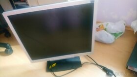 LCD Monitor funkčný - 2