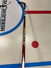 UPLNE NOVA PROFI HOKEJKA CCM JETSPEED FT2 CUSTOM PRO STOK  - 2