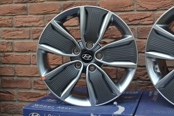 5x114,3 R17 Hlinikove disky Original HYUNDAI - 2