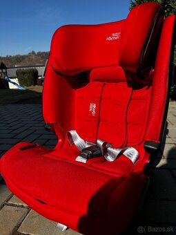 BRITAX RÖMER Advansafix IV R Fire Red 2021 - 2