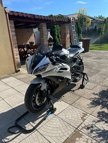 Yamaha r6 - 2