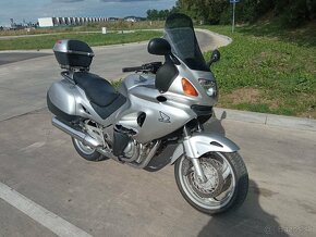 HONDA Deauville NT 650 V - 2