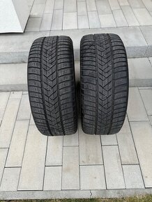 PIRELLI 275/35R20 a 245/40R20 WINTER SOTTOZERO 3 - 2