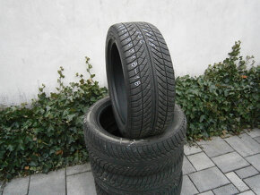 Predám 4x zimné pneu Goodyear RSC 245/45 R18 110VXL - 2