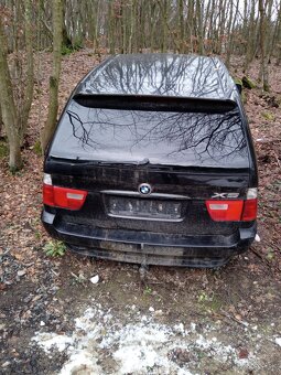 Rozpredám BMW X5 benzín 3.0i - 2