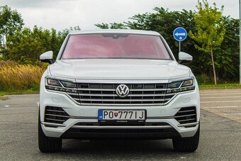 "Predané" Volkswagen Touareg 3.0 V6 TDI 286k 4Motion Tiptr - 2