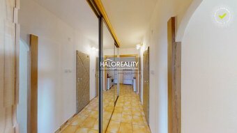 HALO reality - Predaj, trojizbový byt Banská Štiavnica - 2