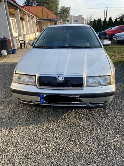 škoda octavia 1.6 74kw 2000r - 2