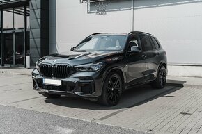 BMW X5 xDriveM50i A/T - 2