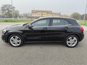 Mercedes-Benz GLA 220 d 4Matic - 2